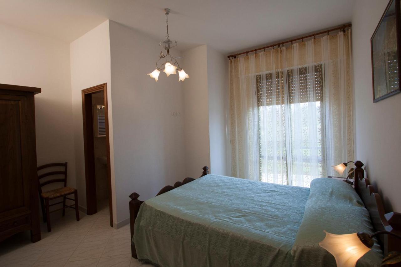 Casa Vacanze Papa Giuseppe Кортона Екстериор снимка