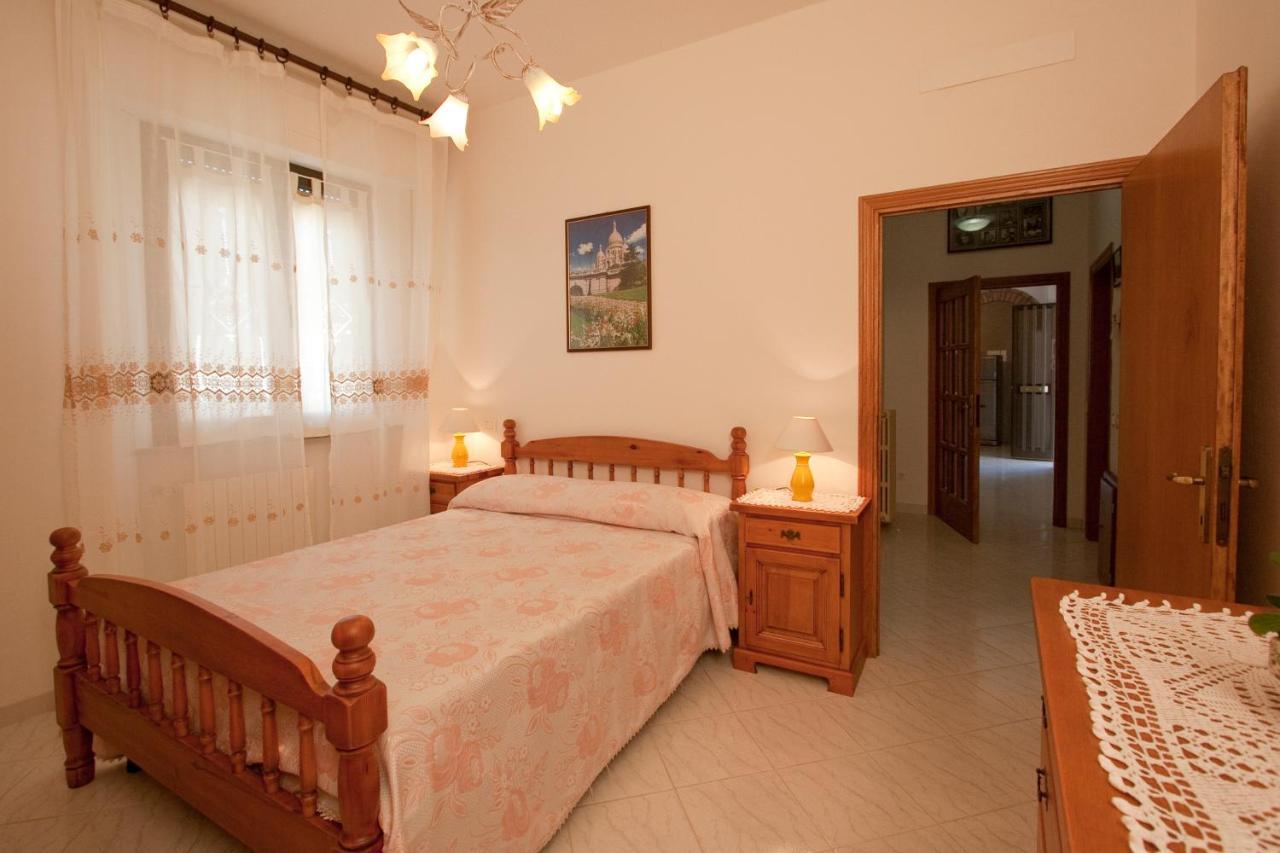 Casa Vacanze Papa Giuseppe Кортона Екстериор снимка