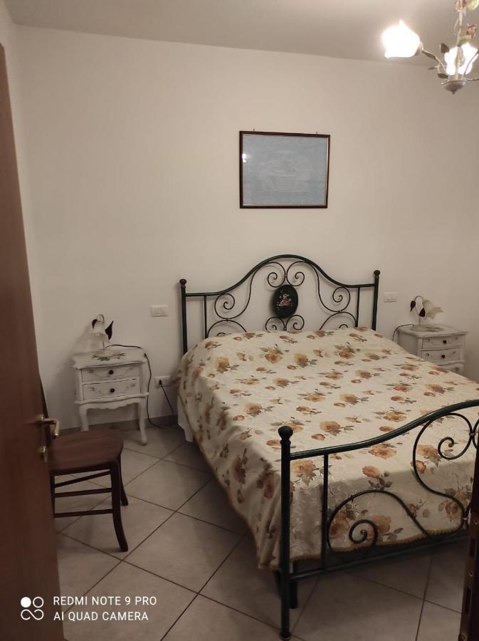 Casa Vacanze Papa Giuseppe Кортона Екстериор снимка
