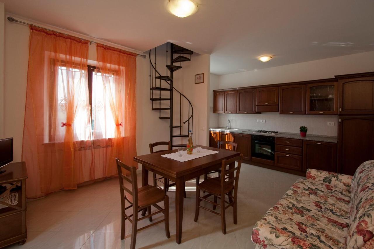 Casa Vacanze Papa Giuseppe Кортона Екстериор снимка