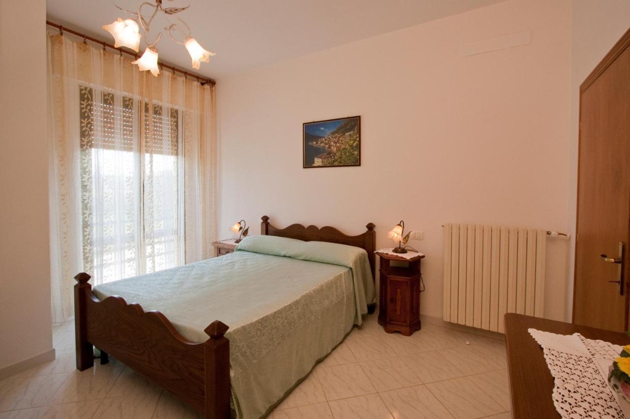 Casa Vacanze Papa Giuseppe Кортона Екстериор снимка